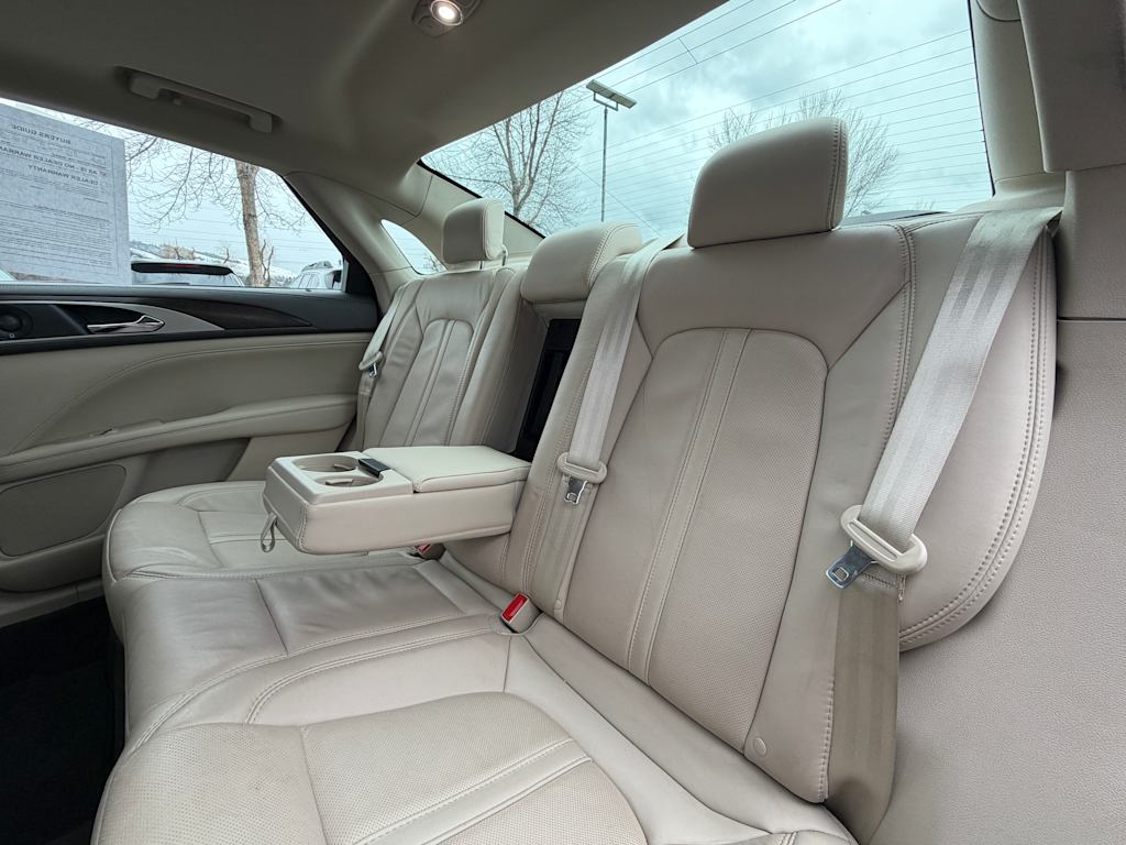 Thumbnail: 2019 Lincoln MKZ - 26