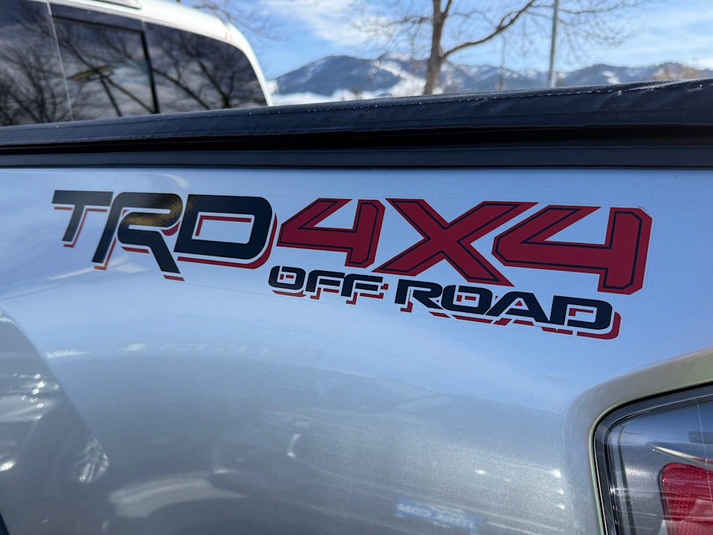 2022 Toyota Tacoma TRD Off-Road 6