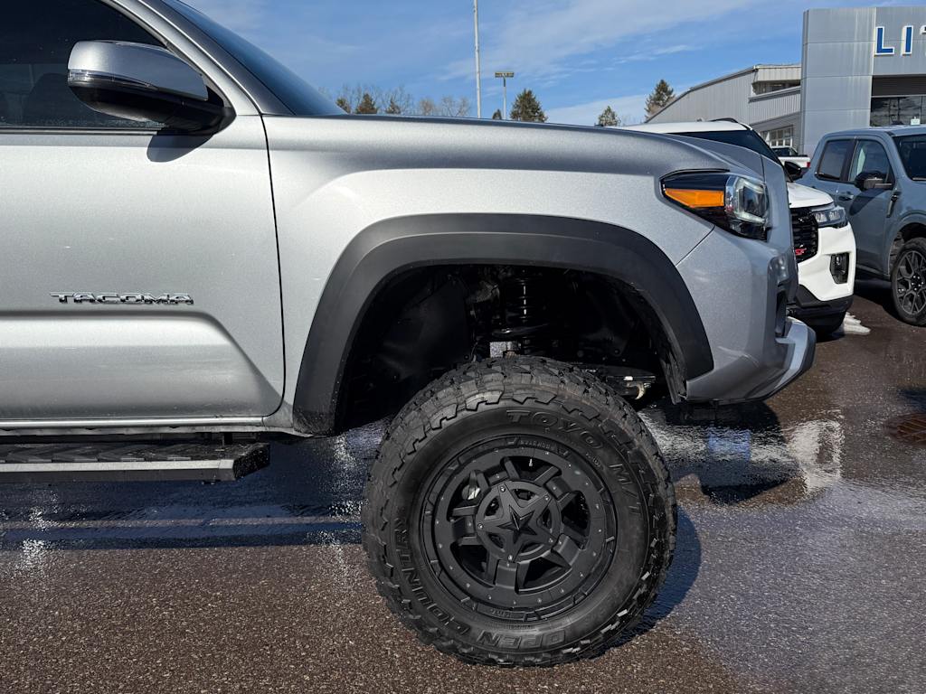 2022 Toyota Tacoma TRD Off-Road 7