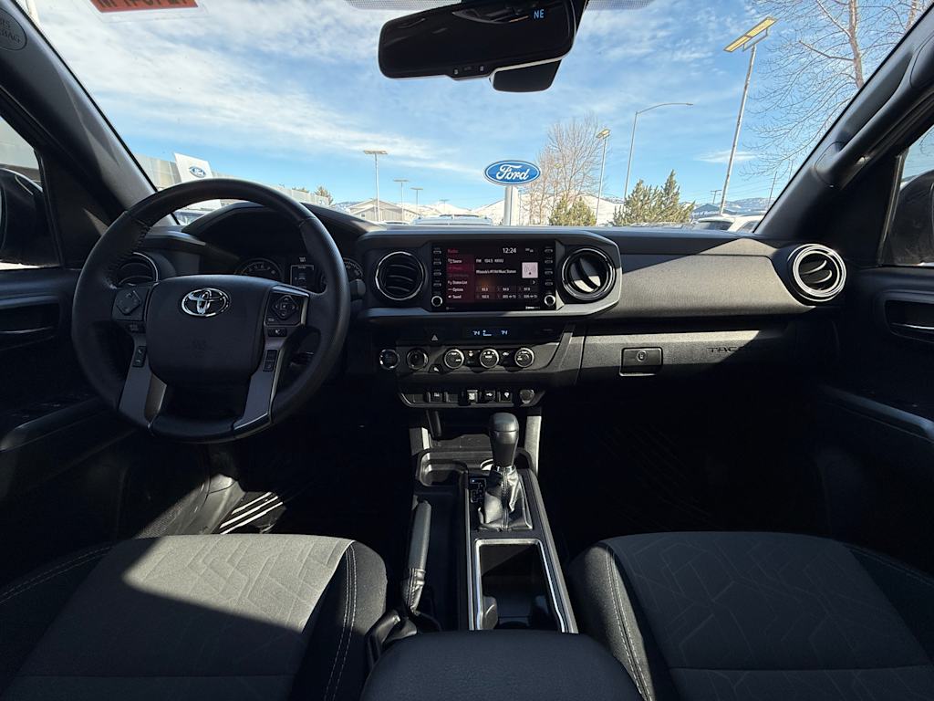 2022 Toyota Tacoma TRD Off-Road 11