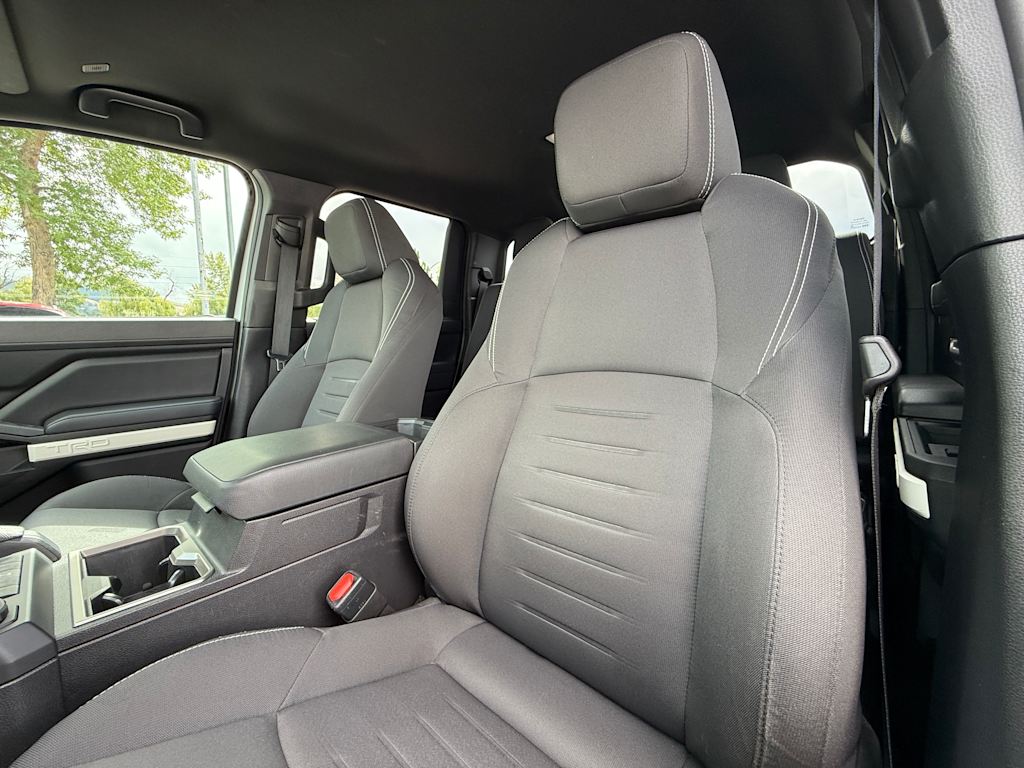 Thumbnail: 2024 Toyota Tacoma - 9