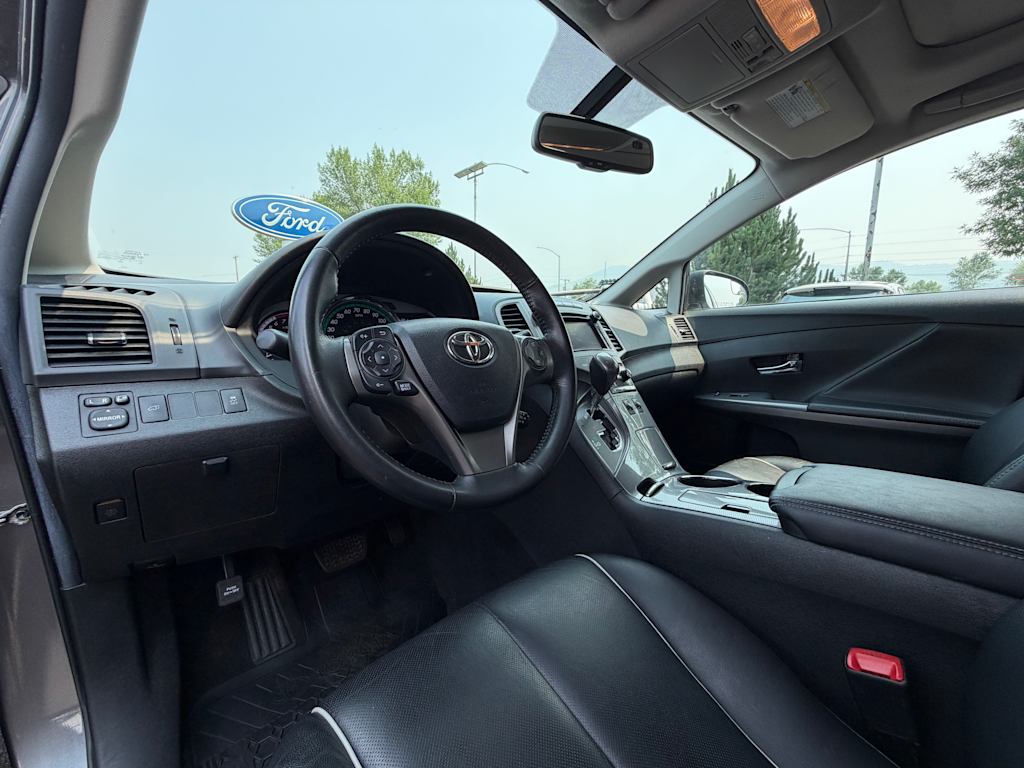 Thumbnail: 2014 Toyota Venza - 2