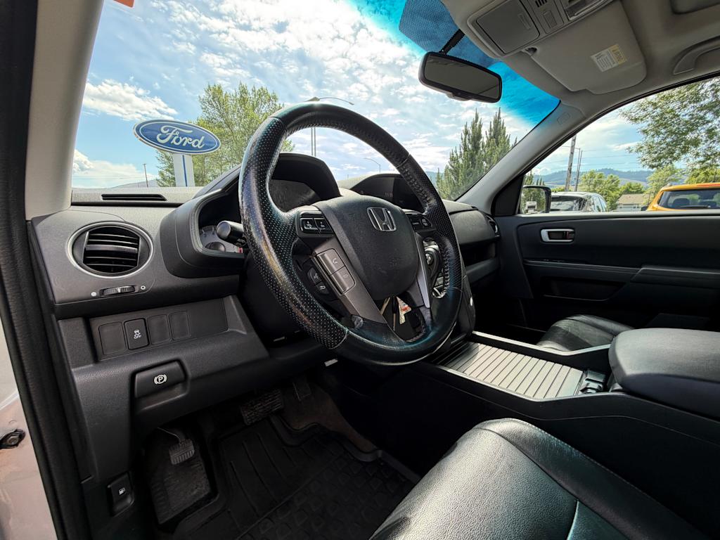 Thumbnail: 2015 Honda Pilot - 2