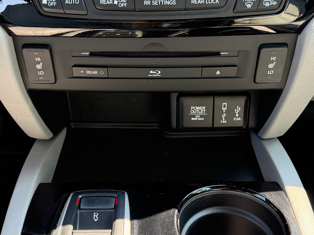 Thumbnail: 2018 Honda Pilot - 22