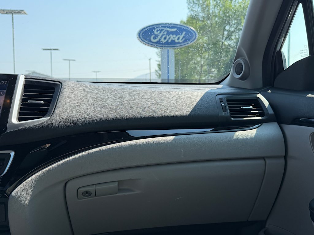 Thumbnail: 2018 Honda Pilot - 25