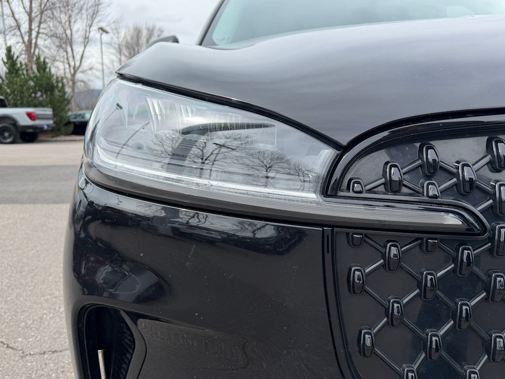 Thumbnail: 2025 Lincoln Aviator - 17