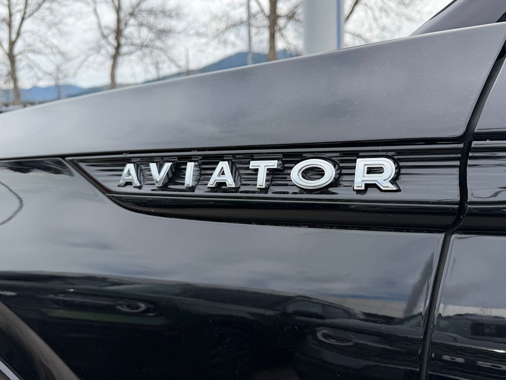 Thumbnail: 2025 Lincoln Aviator - 29