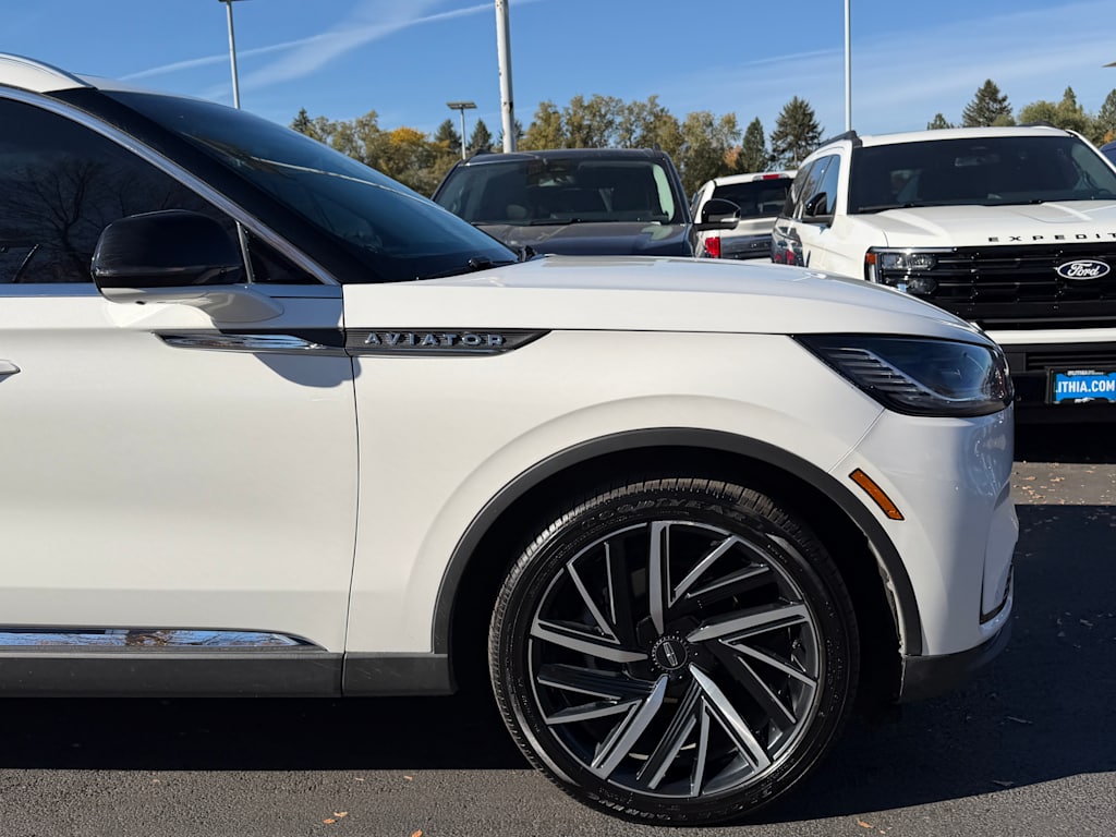 Thumbnail: 2025 Lincoln Aviator - 5