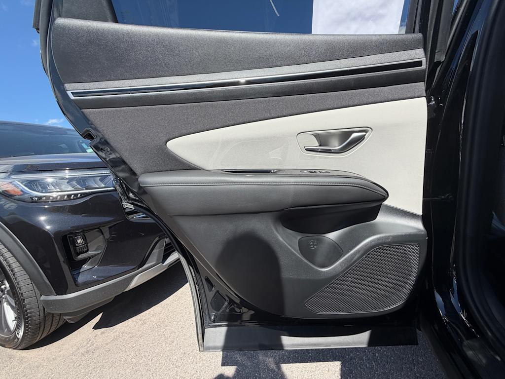 Thumbnail: 2023 Hyundai Tucson - 25