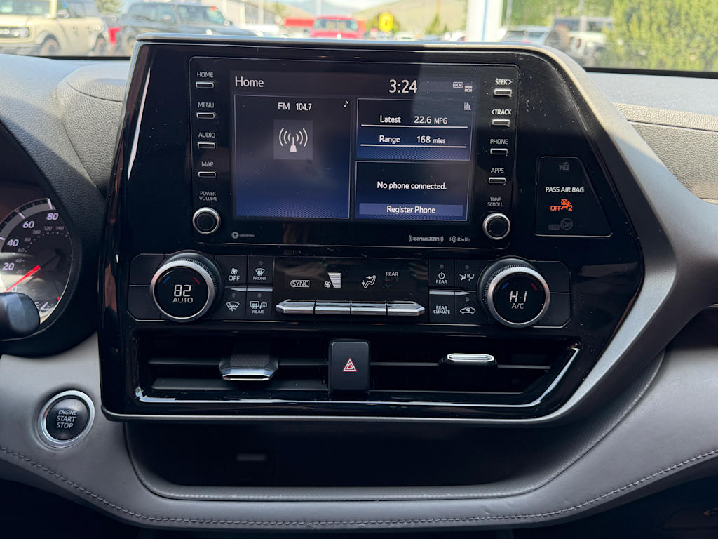Thumbnail: 2021 Toyota Highlander - 12