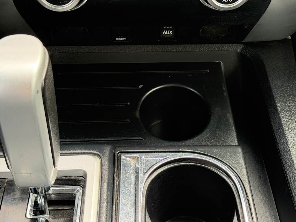 Thumbnail: 2015 Toyota Tundra - 14