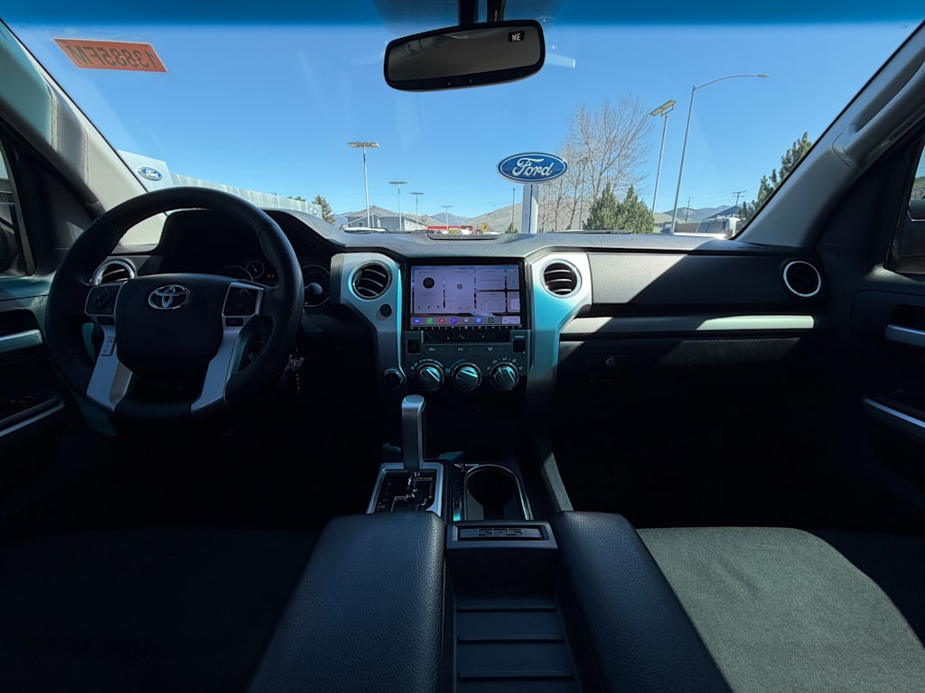 Thumbnail: 2016 Toyota Tundra - 10