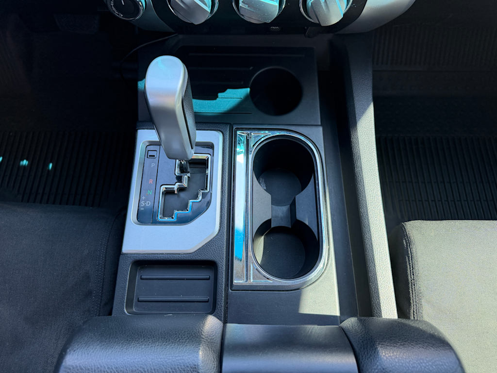 Thumbnail: 2016 Toyota Tundra - 12