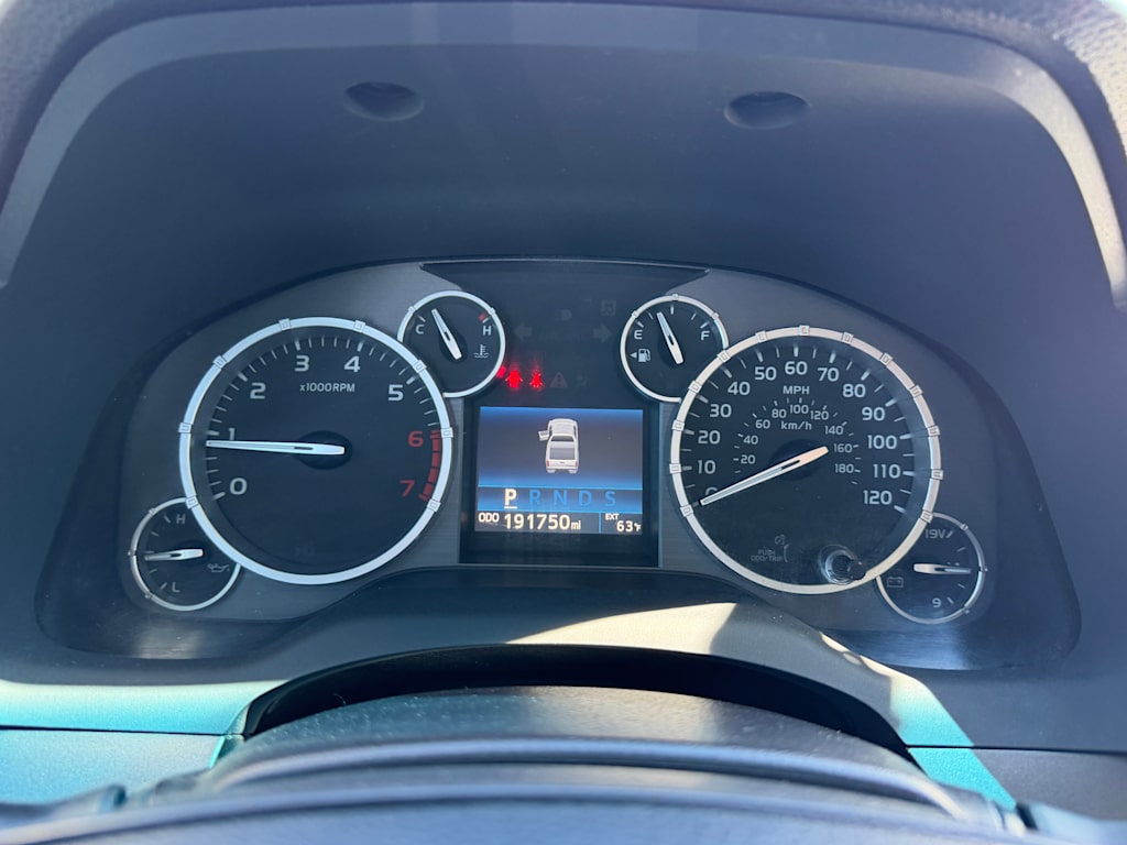 Thumbnail: 2016 Toyota Tundra - 13