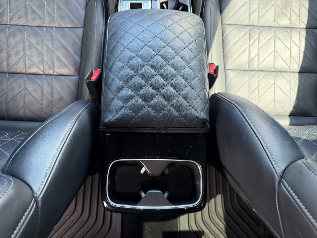 Thumbnail: 2025 Kia Telluride - 24