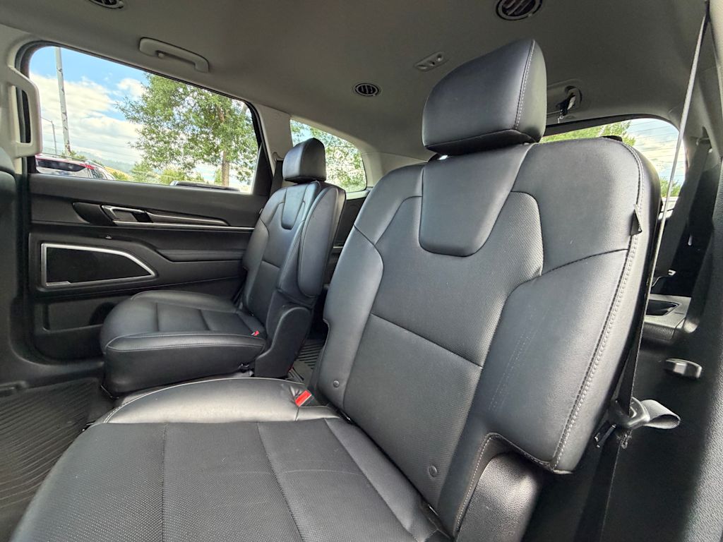 Thumbnail: 2023 Kia Telluride - 27