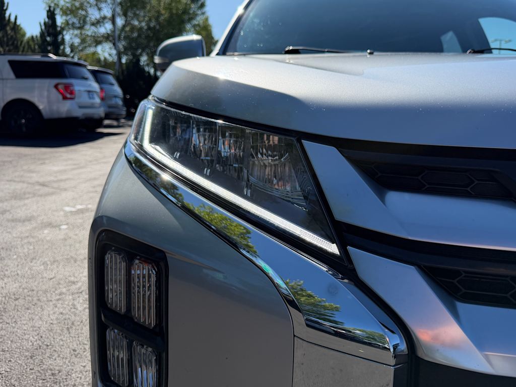 Thumbnail: 2025 Mitsubishi Outlander Sport - 5