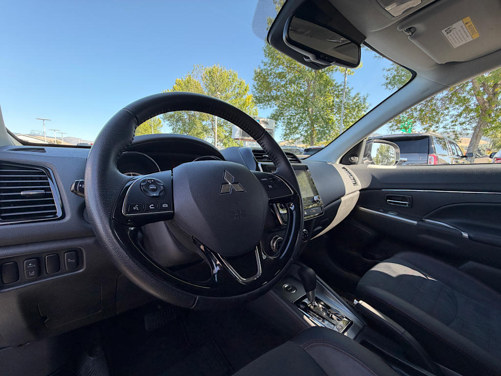 Thumbnail: 2025 Mitsubishi Outlander Sport - 2