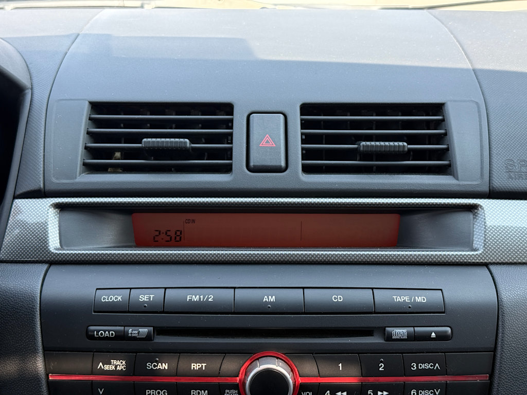 Thumbnail: 2004 Mazda Mazda3 - 13