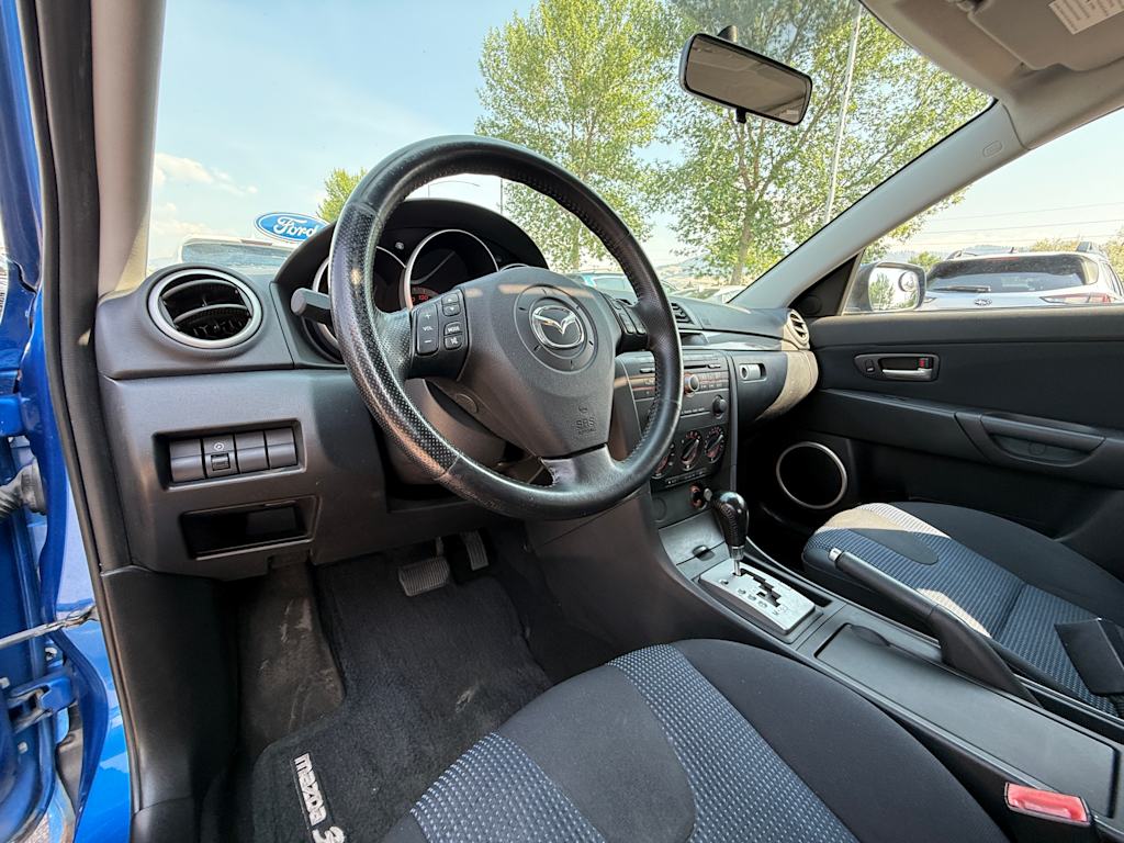 Thumbnail: 2004 Mazda Mazda3 - 2