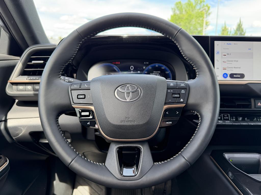 Thumbnail: 2026 Toyota Crown Signia - 8