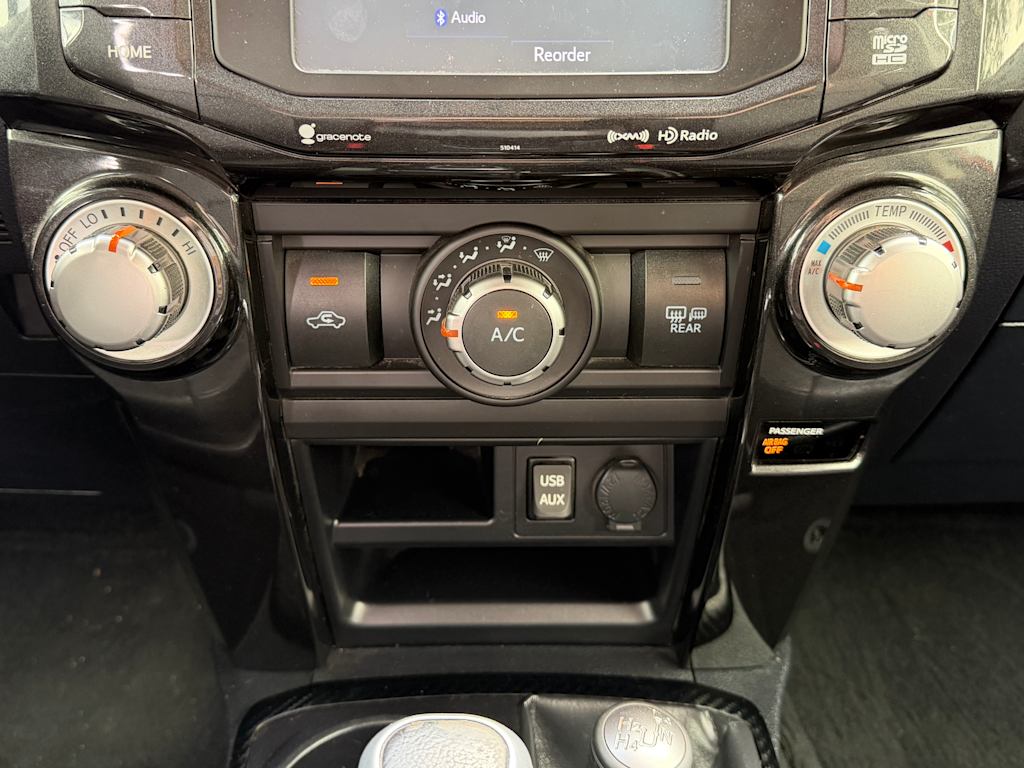 Thumbnail: 2019 Toyota 4Runner - 23