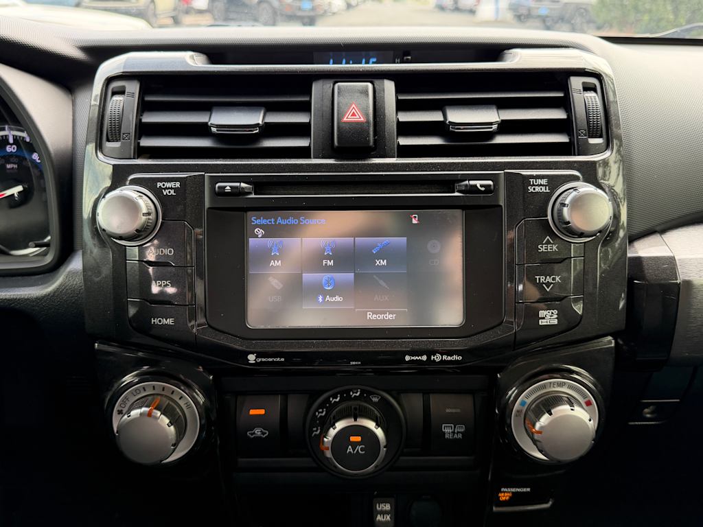 Thumbnail: 2019 Toyota 4Runner - 24