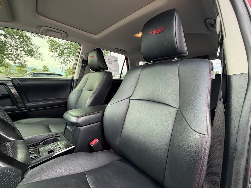 Thumbnail: 2019 Toyota 4Runner - 9