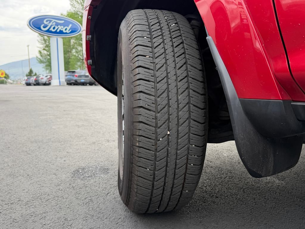 Thumbnail: 2019 Toyota 4Runner - 31