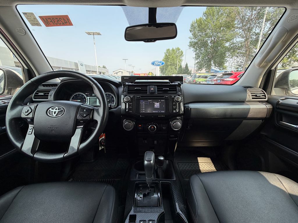 Thumbnail: 2019 Toyota 4Runner - 13