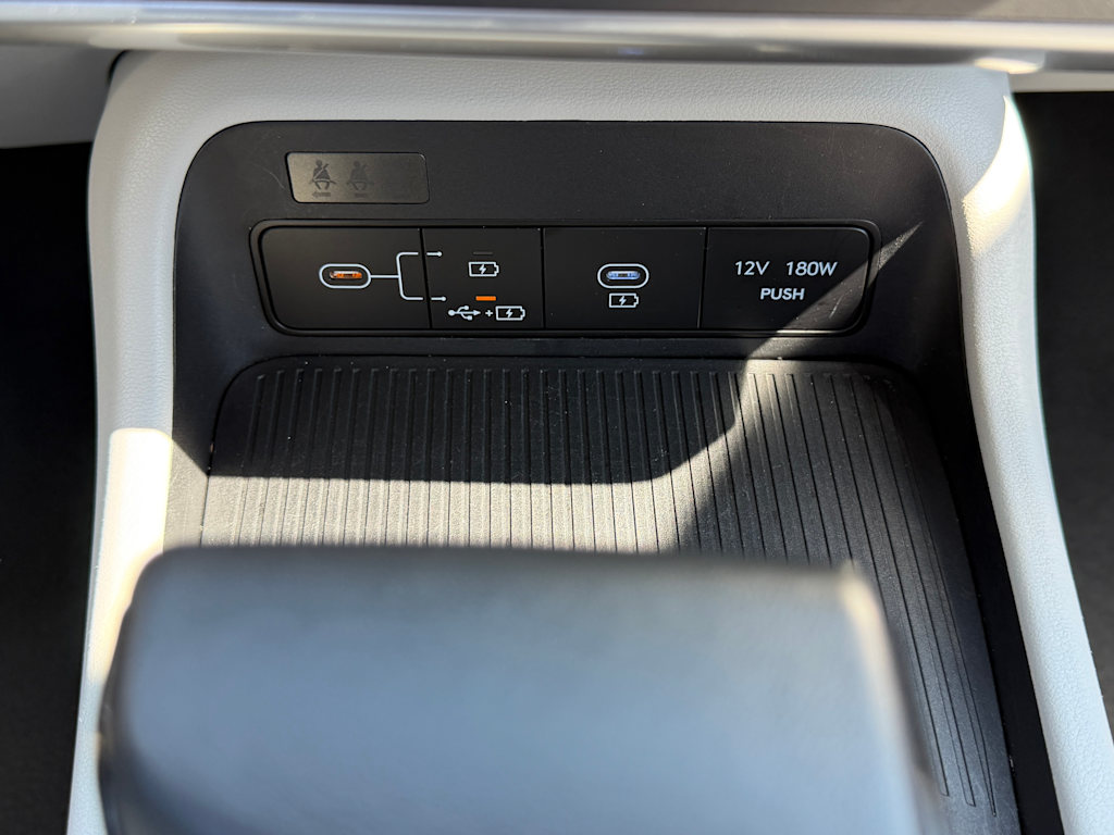 Thumbnail: 2025 Hyundai Kona - 23