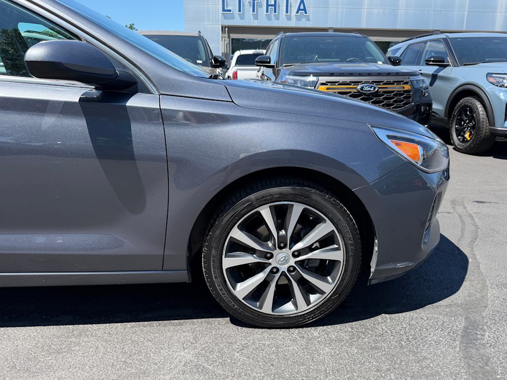 Thumbnail: 2018 Hyundai Elantra - 6