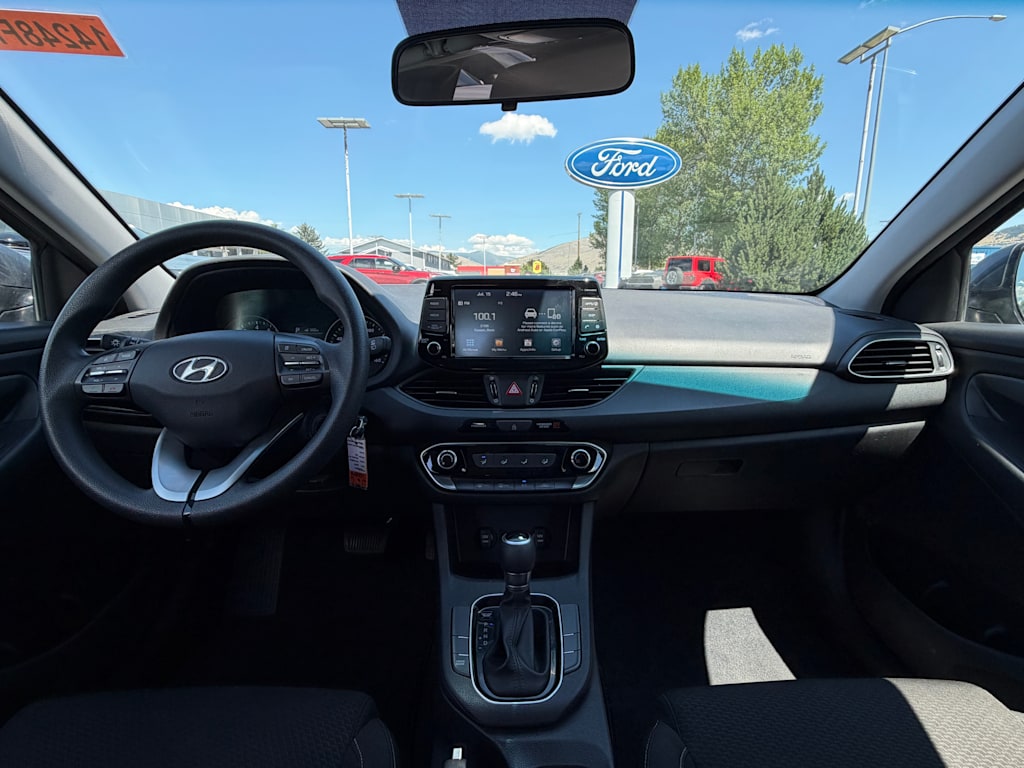 Thumbnail: 2018 Hyundai Elantra - 11