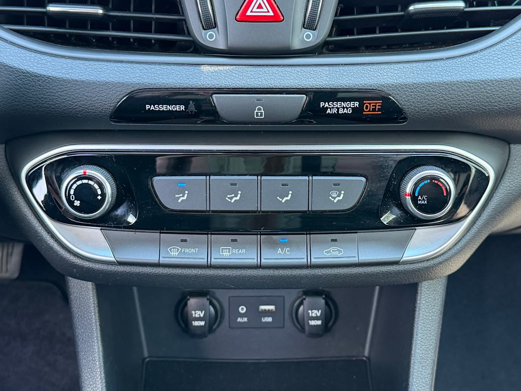 Thumbnail: 2018 Hyundai Elantra - 21