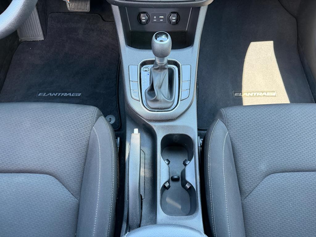 Thumbnail: 2018 Hyundai Elantra - 24