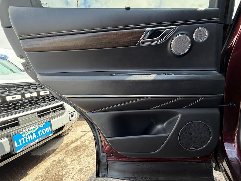 Thumbnail: 2021 Genesis GV80 - 27