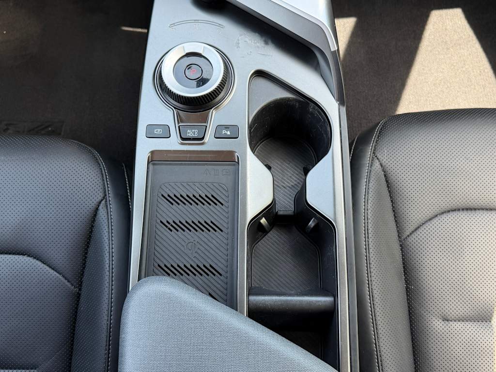 Thumbnail: 2023 Kia EV6 - 13