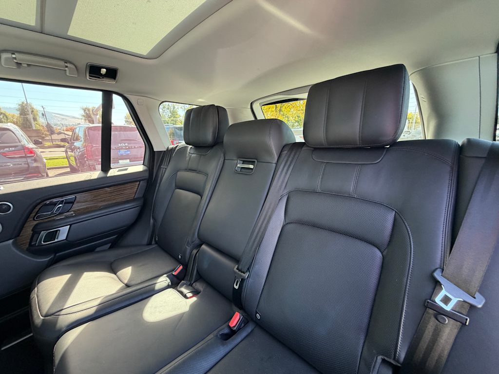 Thumbnail: 2019 Land Rover Range Rover - 9