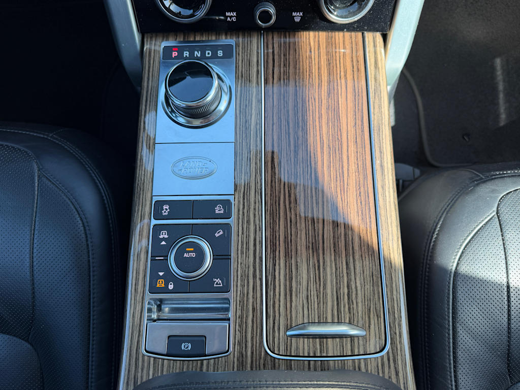 Thumbnail: 2019 Land Rover Range Rover - 11
