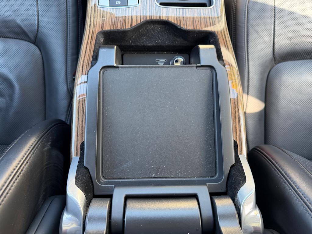 Thumbnail: 2019 Land Rover Range Rover - 23