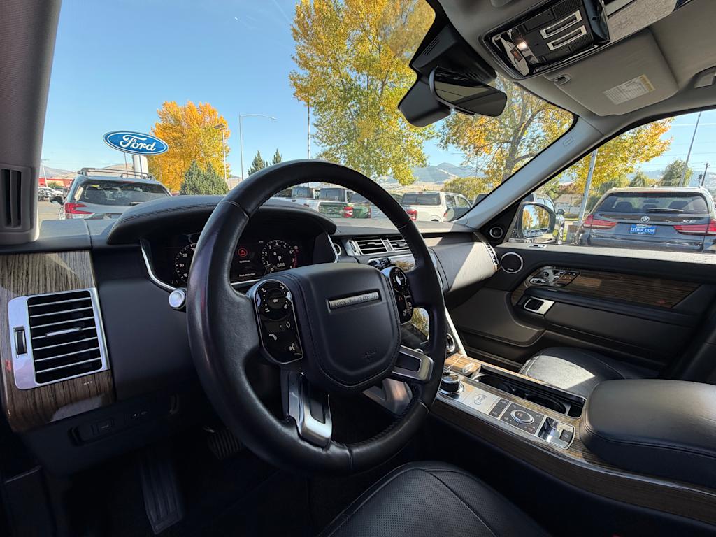 Thumbnail: 2019 Land Rover Range Rover - 2
