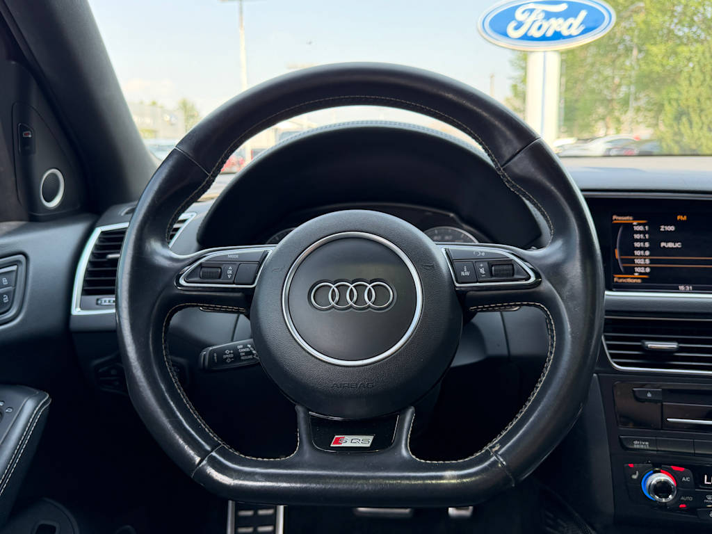 Thumbnail: 2016 Audi SQ5 - 7