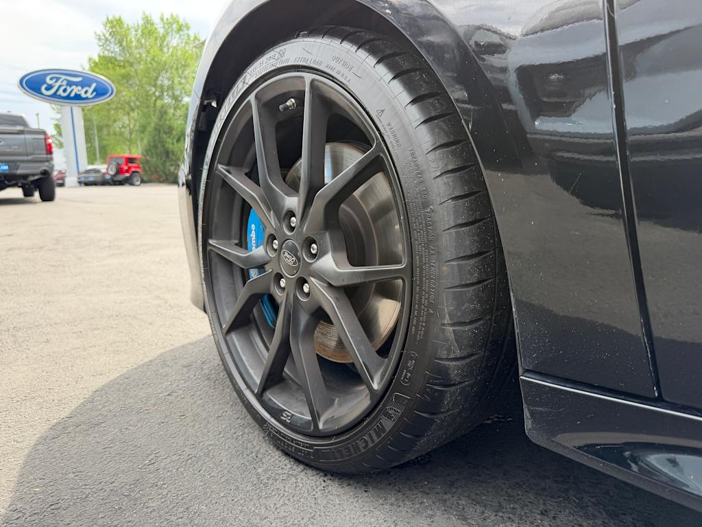 Thumbnail: 2016 Ford Focus - 6