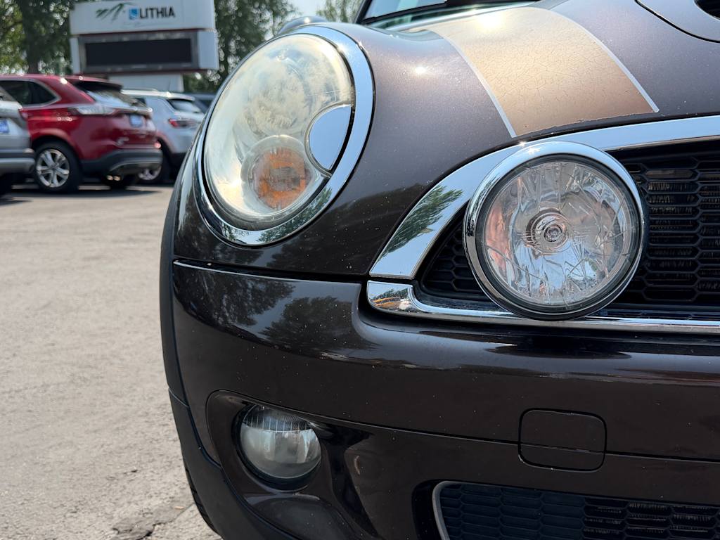 Thumbnail: 2010 MINI Cooper - 15