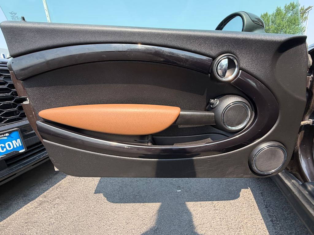 Thumbnail: 2010 MINI Cooper - 21
