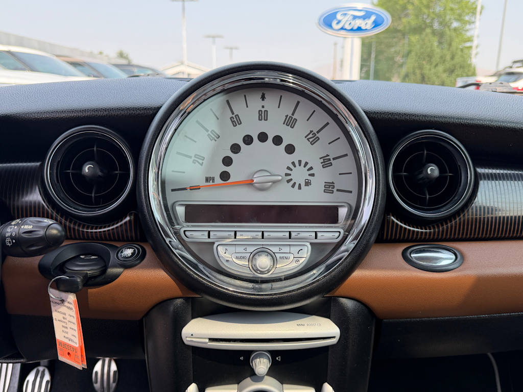 Thumbnail: 2010 MINI Cooper - 11