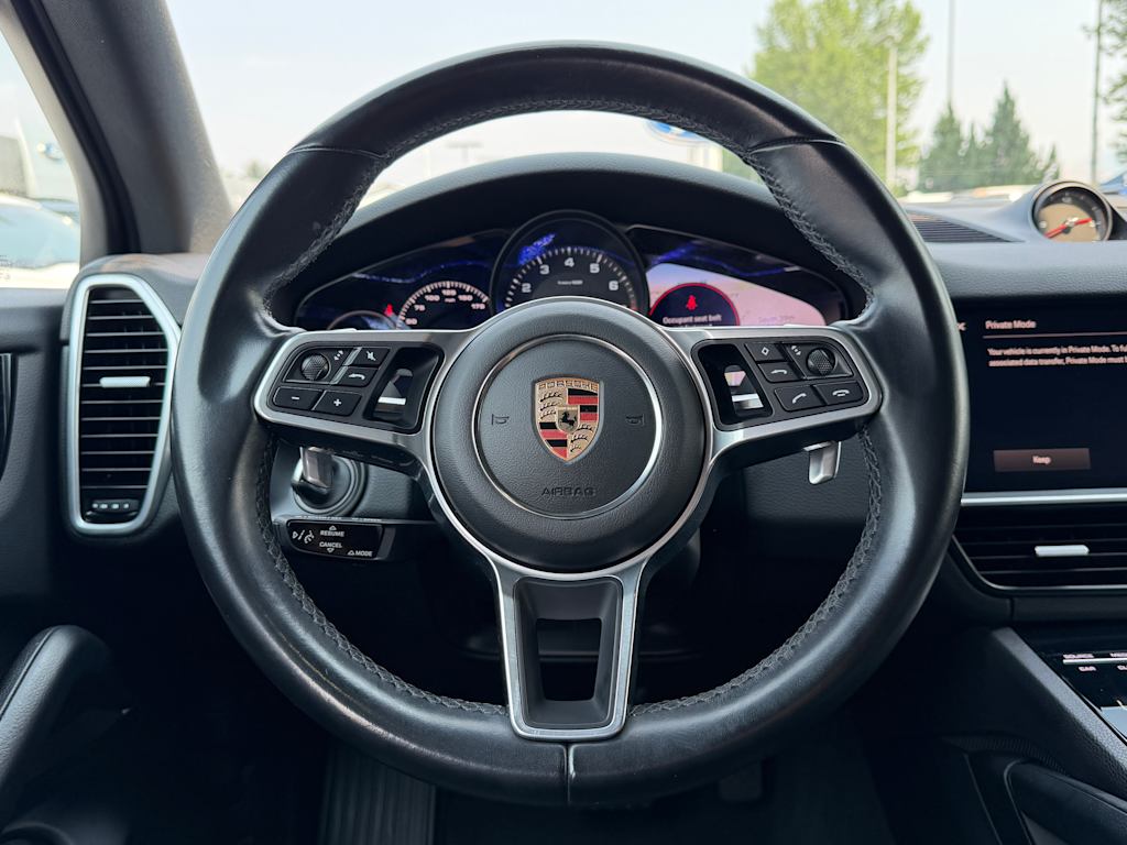 Thumbnail: 2023 Porsche Cayenne - 6