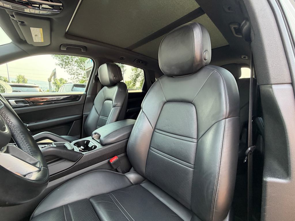 Thumbnail: 2023 Porsche Cayenne - 7