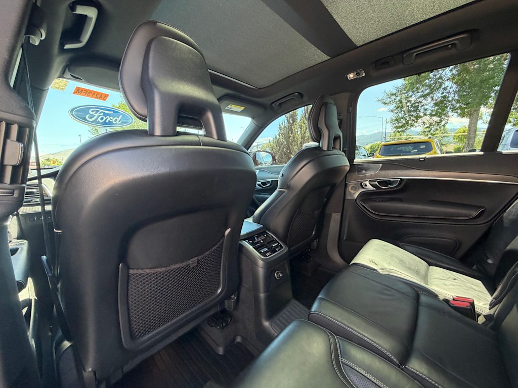 Thumbnail: 2020 Volvo XC90 - 33
