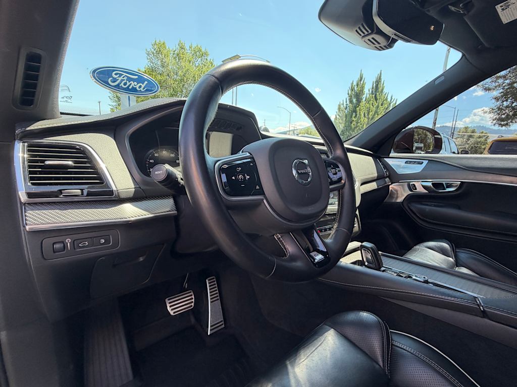 Thumbnail: 2020 Volvo XC90 - 2